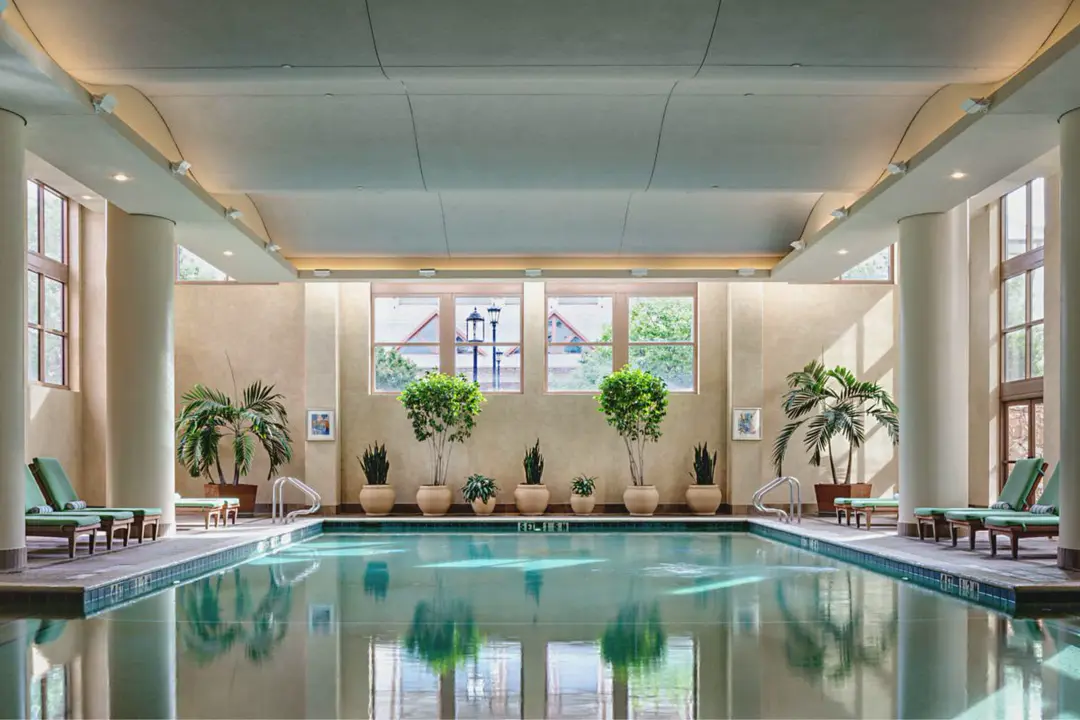 The indoor lap pool at Gaylord Texan Resort